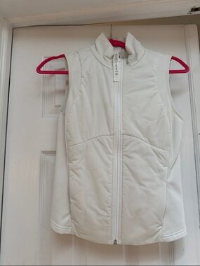 Lululemon Women’s White Quilted Sleeveless Vest